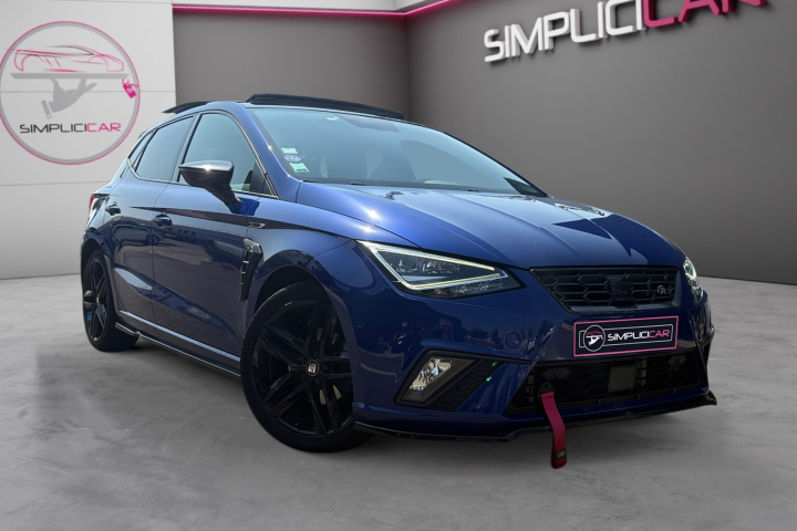 SEAT IBIZA