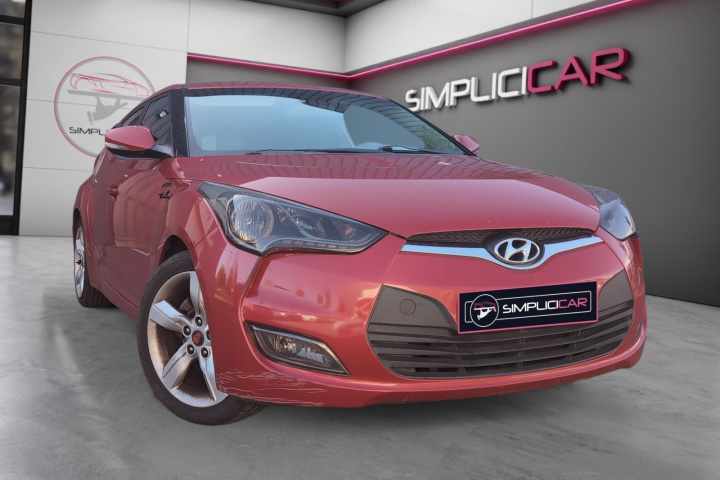 HYUNDAI VELOSTER
